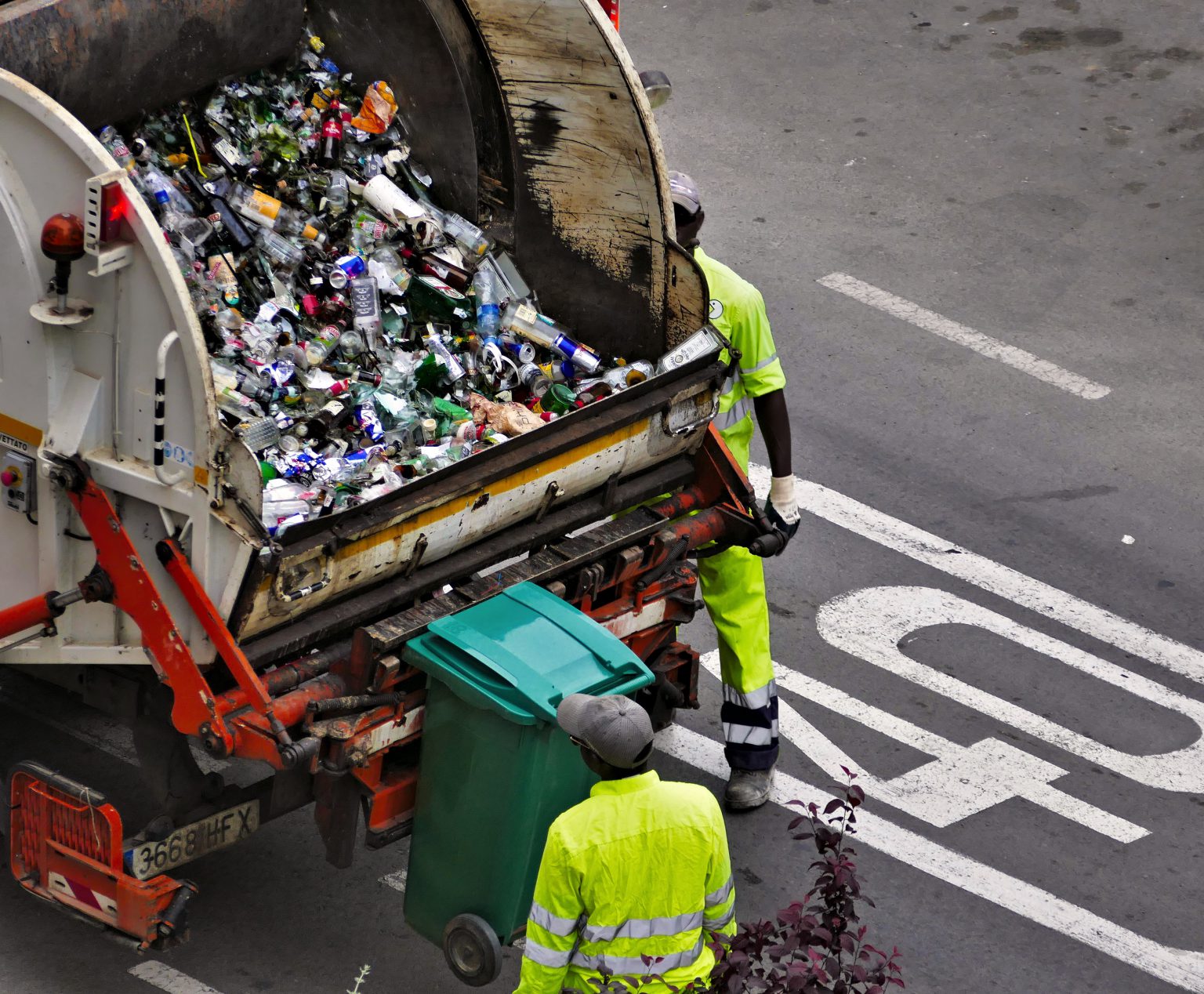 Co-designing apartment waste minimisation and management